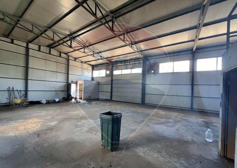 Spațiu comercial, de 200 mp, în Gară