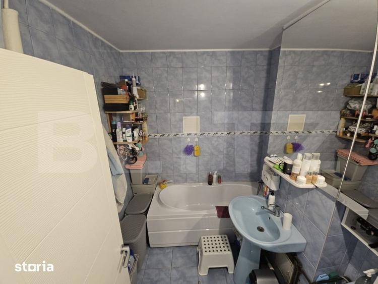 Apartament cu 3 camere decomandat, mobilat în Galata
