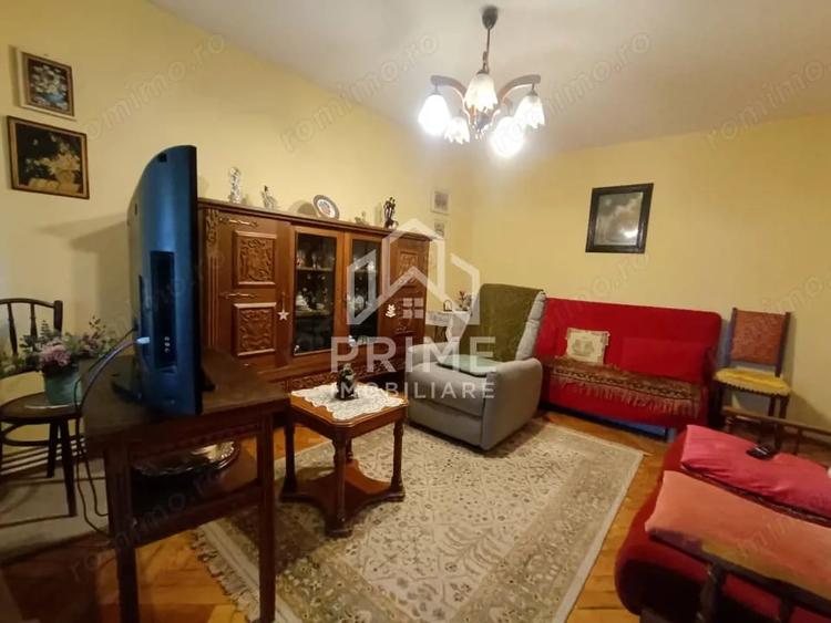 Apartament cu 4 camere decomandat în Central