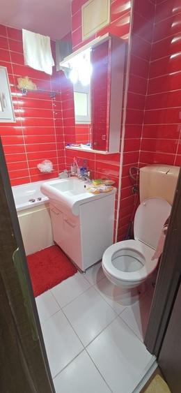 Apartament cu 3 camere decomandat în Pantelimon