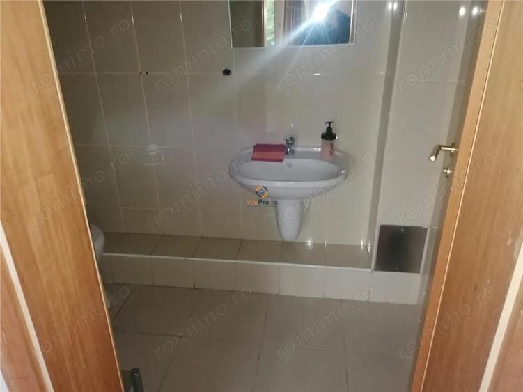 Spațiu comercial, de 550 mp, în Girocului