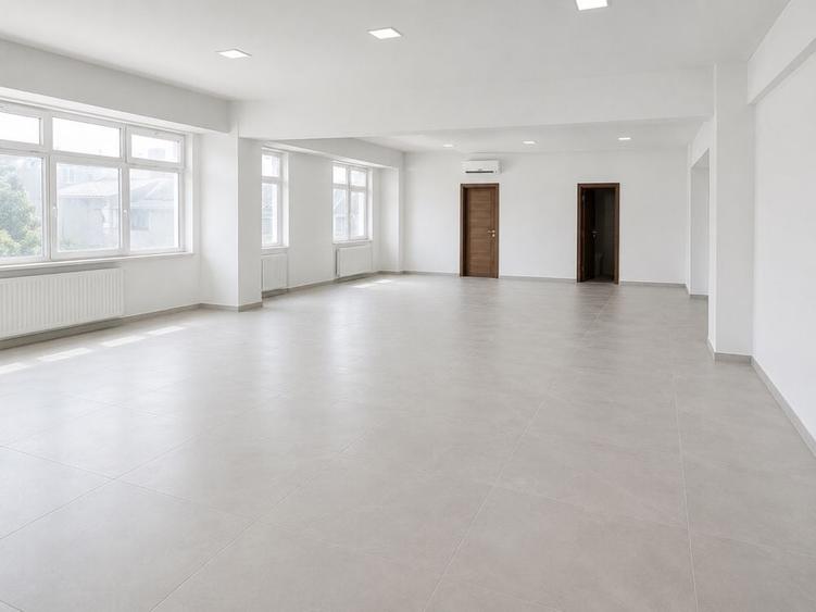 Spațiu comercial, de 235 mp, în Nicolae Bălcescu