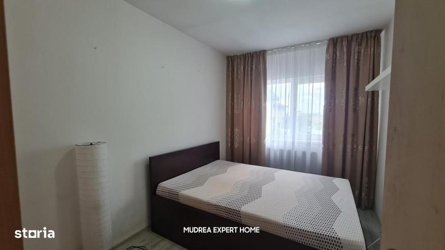 Casă cu 4 camere în Tunari