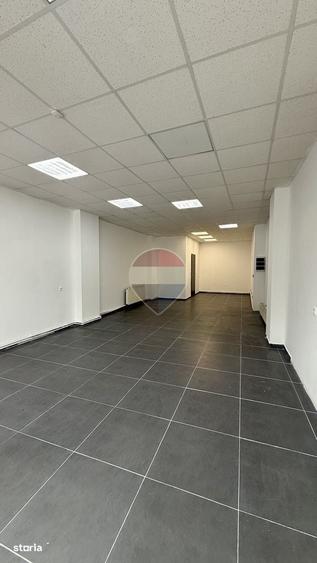 Spațiu comercial, de 63 mp, în Central