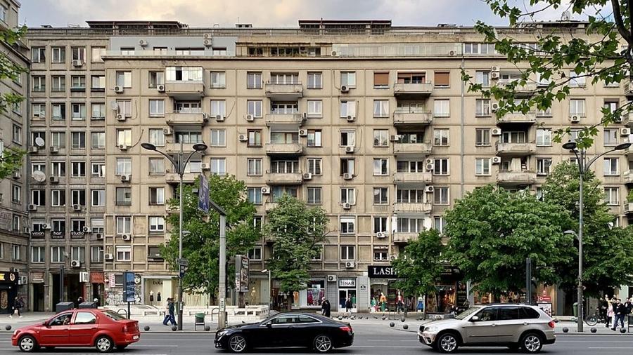 Apartament cu 2 camere semidecomandat, mobilat în Magheru