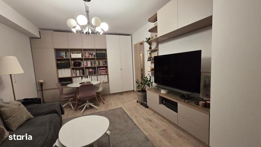 Apartament cu 2 camere, mobilat în Central