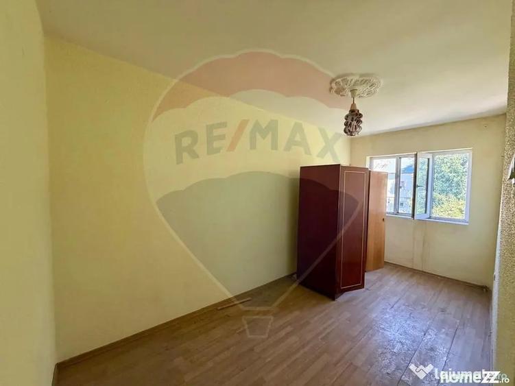 Apartament cu 3 camere decomandat în Bahne