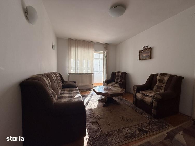 Apartament cu 2 camere semidecomandat în Central