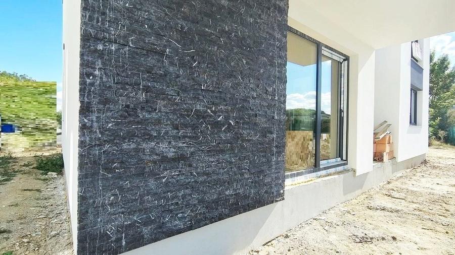 Casă individuală cu 5 camere cu Canalizare în Făget