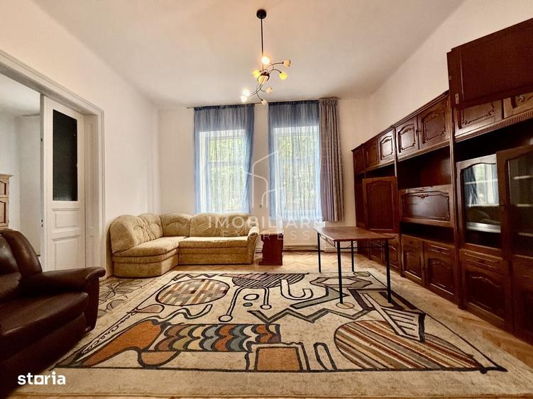 Apartament cu 4 camere în Gruia
