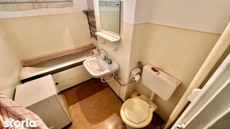 Apartament cu 2 camere semidecomandat, mobilat în Șerbănești