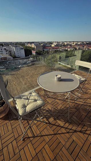 Apartament cu 2 camere decomandat în Băneasa