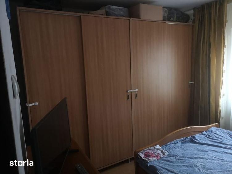Apartament cu 2 camere decomandat în Rovine