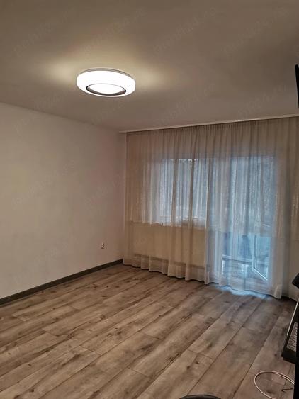 Apartament cu 3 camere decomandat în Ultracentral