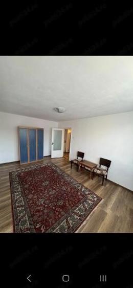 Apartament cu 3 camere decomandat, mobilat în Militari