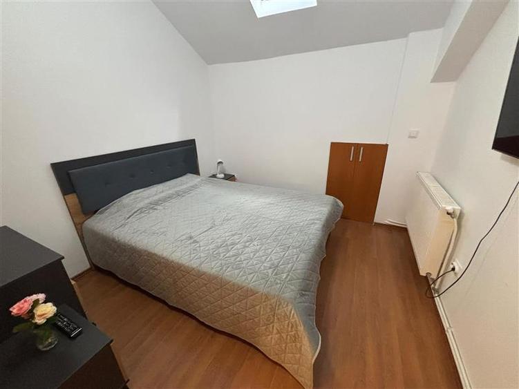Apartament cu 3 camere decomandat în Ultracentral