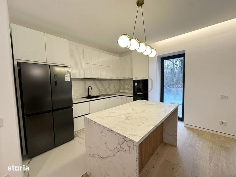 Apartament cu 4 camere, mobilat în Băneasa