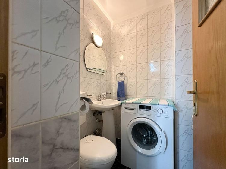 Apartament cu 3 camere, mobilat în Văcăresti
