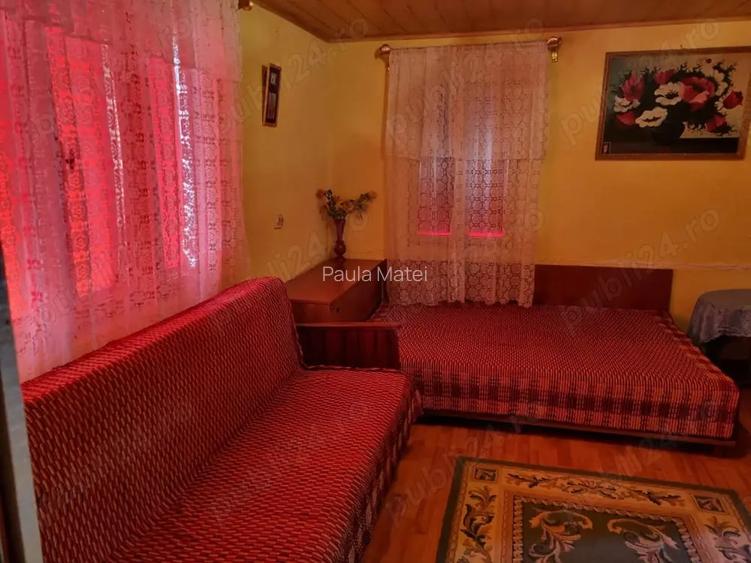 Casa cu teren de vanzare