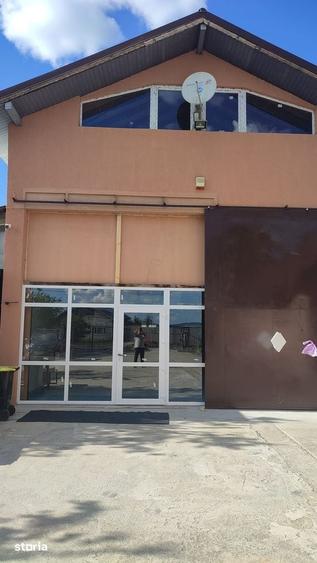 Spațiu comercial, de 428 mp, în Potlogi