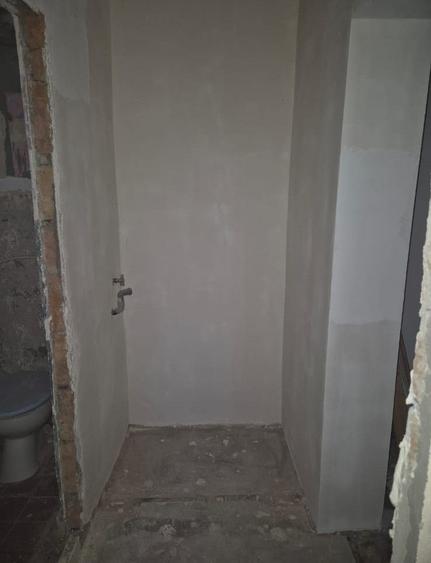 Apartament cu 3 camere semidecomandat în Bogdăneștilor
