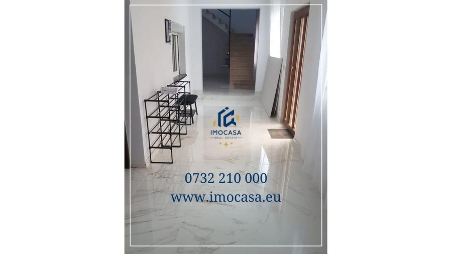 Casă cu 11 camere cu Canalizare în Vladimirescu