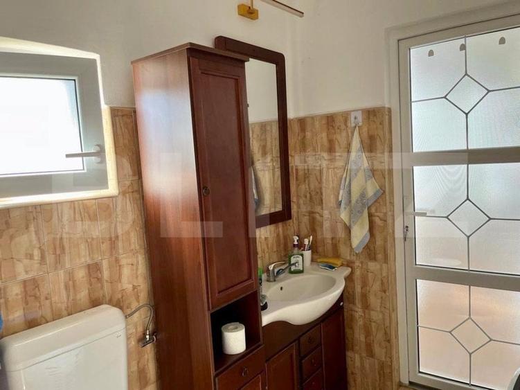 Casă individuală cu 3 camere cu Garaj în Nord-Est