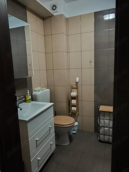 Apartament cu 2 camere decomandat în Metalurgiei
