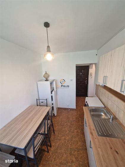 Apartament cu 2 camere semidecomandat, mobilat în Șagului