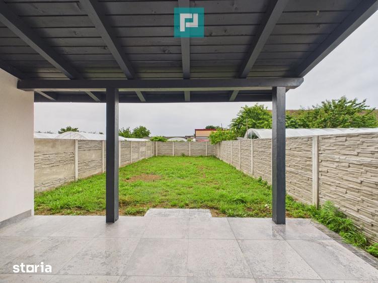 Casă cu 4 camere cu Teren 300 Mp în Utvin