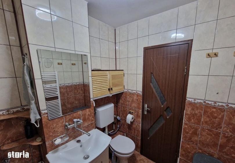 Apartament cu 2 camere decomandat în Micro 17