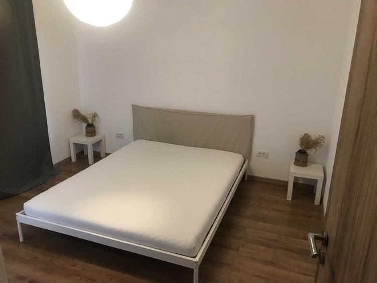 Apartament cu 2 camere semidecomandat în Giroc