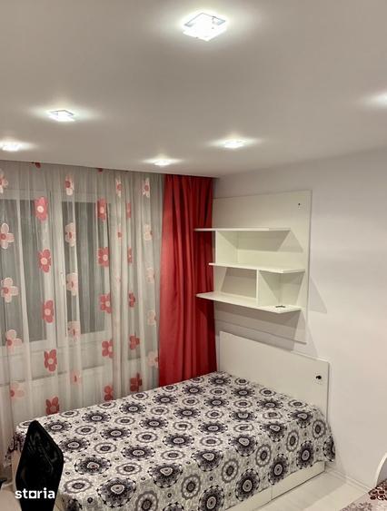 Apartament cu 3 camere decomandat în Berceni