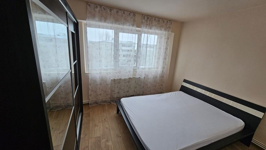 Apartament cu 2 camere decomandat în Radu Negru