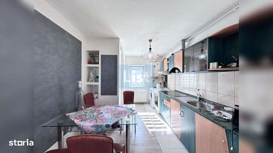 Apartament cu 3 camere decomandat, mobilat în Central