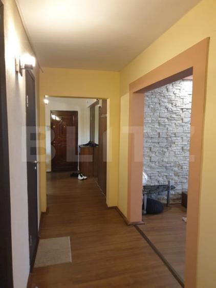 Apartament cu 4 camere decomandat în Tudor