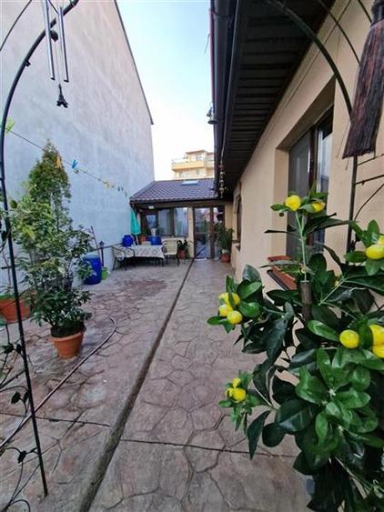 Casă individuală cu 4 camere cu Teren 229 Mp în Colentina