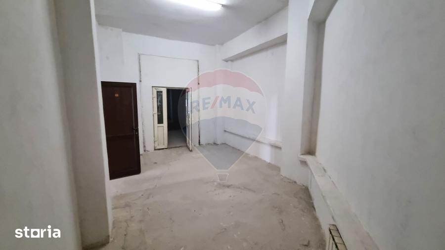 Spațiu comercial, de 190 mp, în Vasile Alecsandri