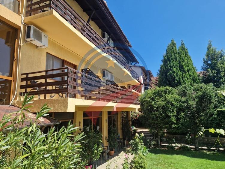 Hotel/Pensiune, de 871 mp, în Eșelnița