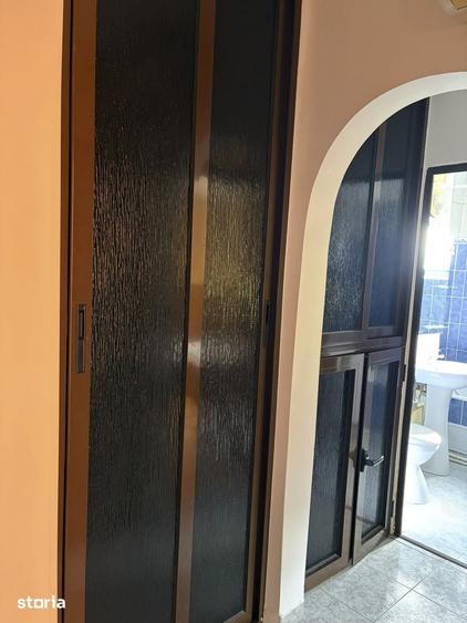 Apartament cu 2 camere decomandat în Micro 17