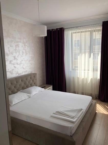 Apartament cu 3 camere, mobilat în Central