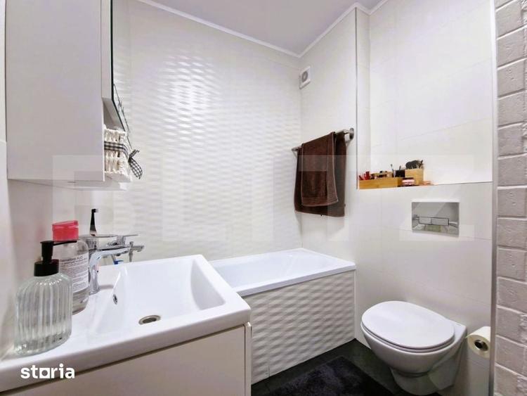 Apartament cu 3 camere semidecomandat în Apahida