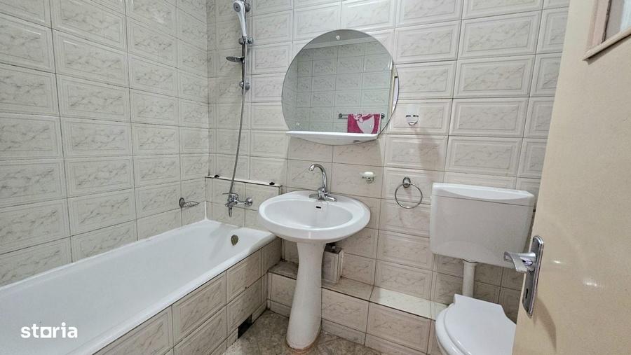Garsonieră decomandată în Panduri