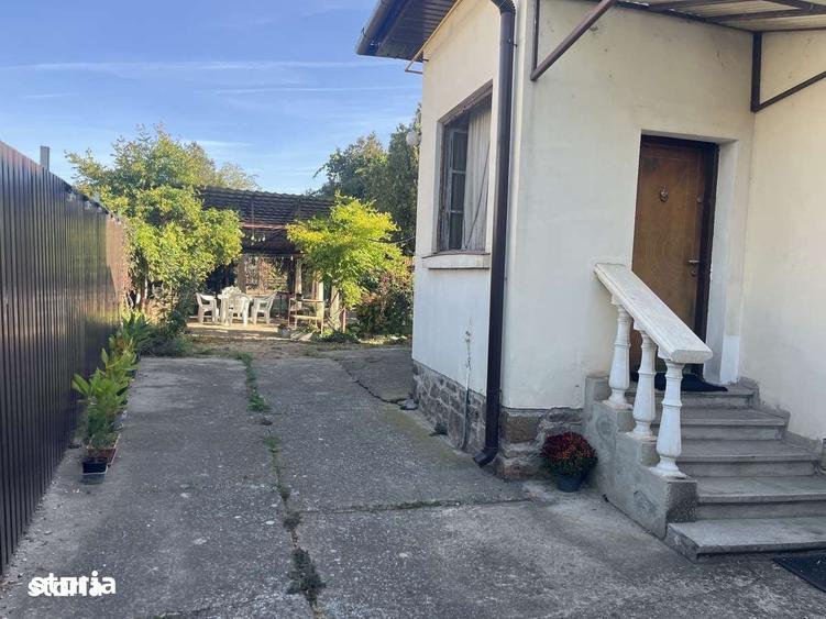Casă cu 3 camere cu Teren 500 Mp în Central