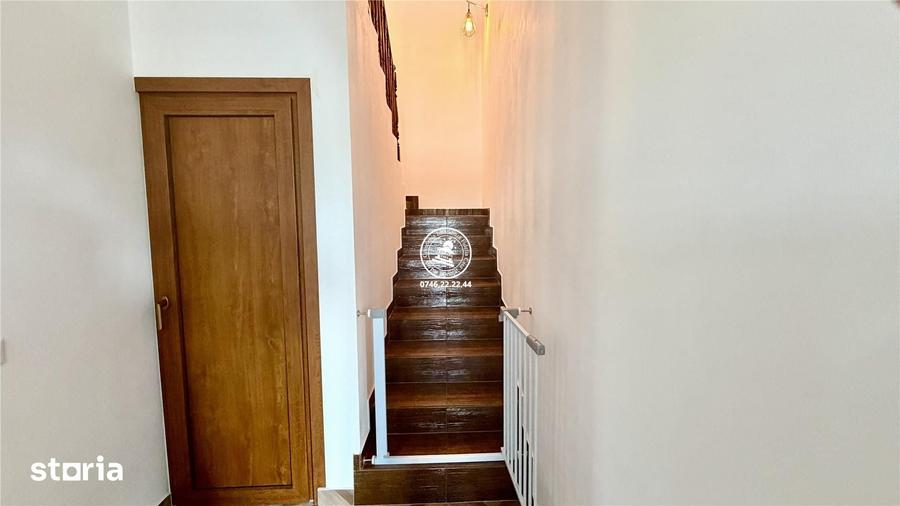 Casă cu 4 camere cu Teren 700 Mp în Popricani