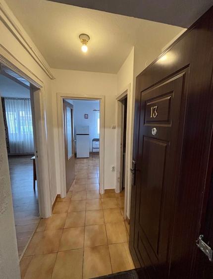 Garsonieră decomandată în Micro 2