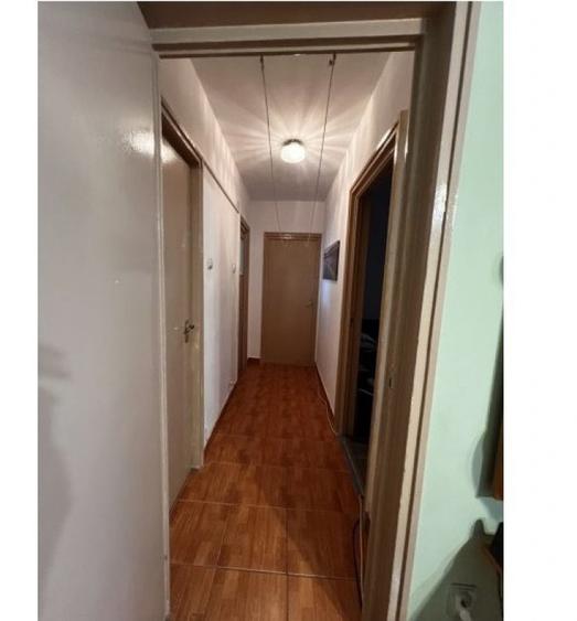 Apartament cu 3 camere decomandat în Iancului
