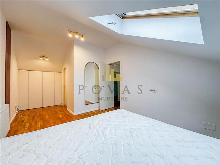 Duplex cu 5 camere cu Canalizare în Vest