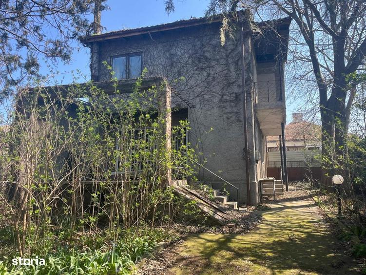 Casă cu 2 camere cu Teren 200 Mp în Sud