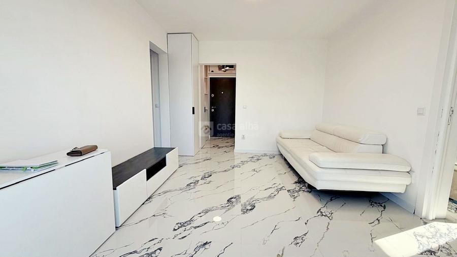 Apartament cu 2 camere semidecomandat, mobilat în Tătărași